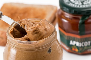 healthy breakfast - peanut butter