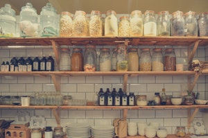 minalist grocery decluttering tips - organize